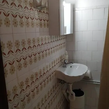 Nancy's Hotell Gouvia