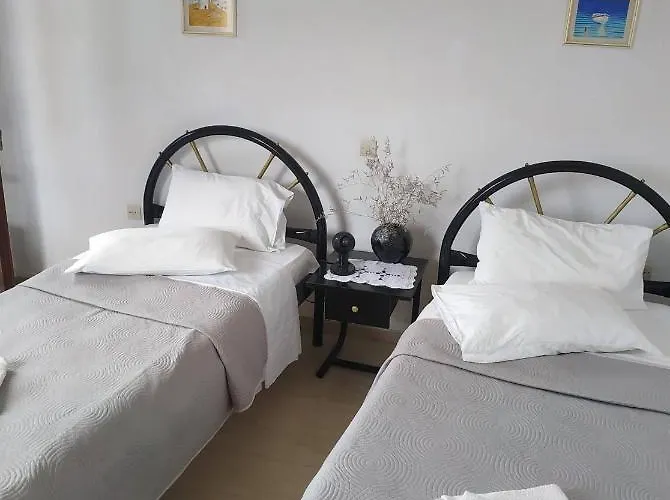 Hotell Nancy's Gouvia
