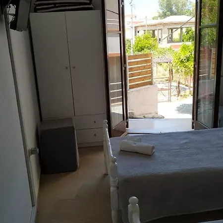 Nancy's * 고우비아