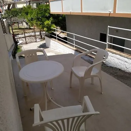 Nancy's Hotel Gouvia