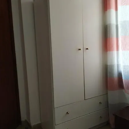 Nancy's Hotell Gouvia