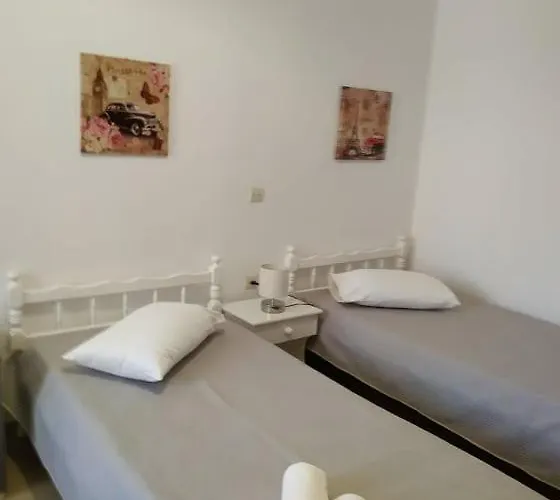 Ξενοδοχείο Nancy's *
